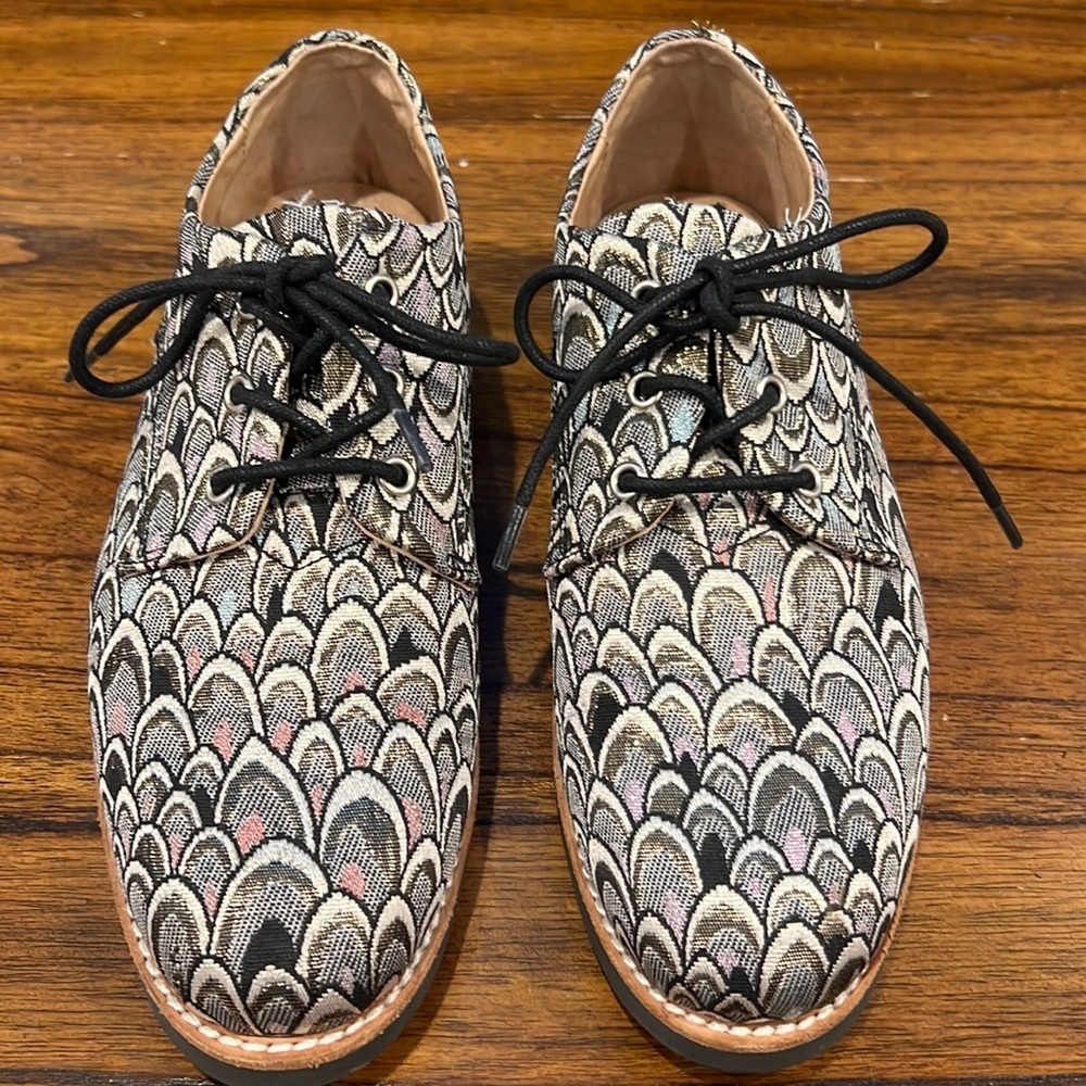 GRAM Scandinavia 380g shoes